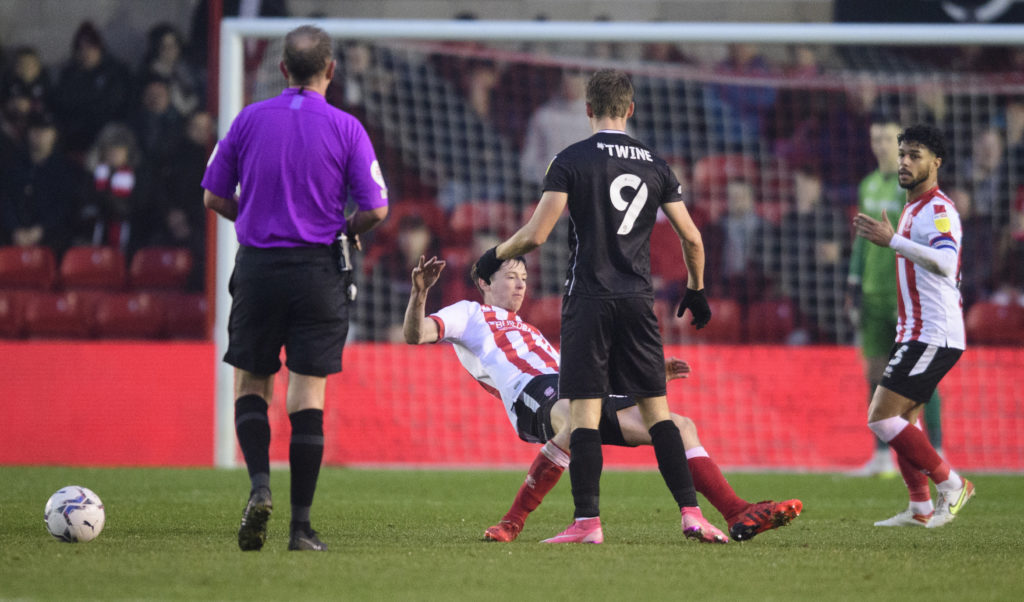 Lincoln City v Milton Keynes Dons - Sky Bet League One