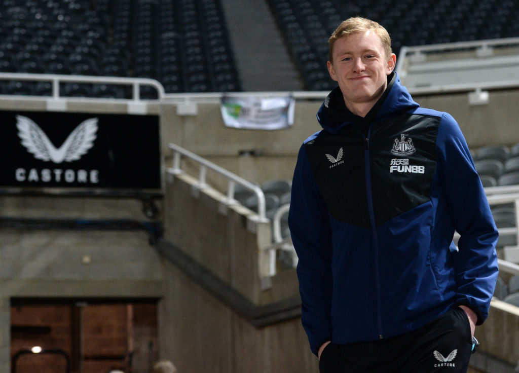 Newcastle United v Manchester United - Premier League