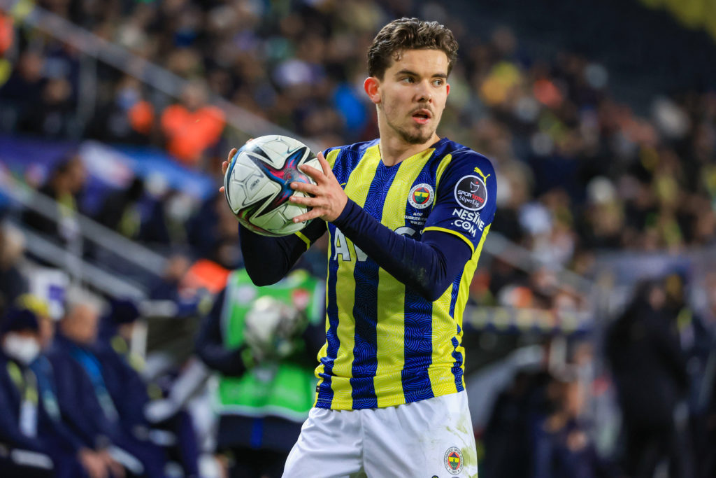 Fenerbahce v Altay - Super Lig