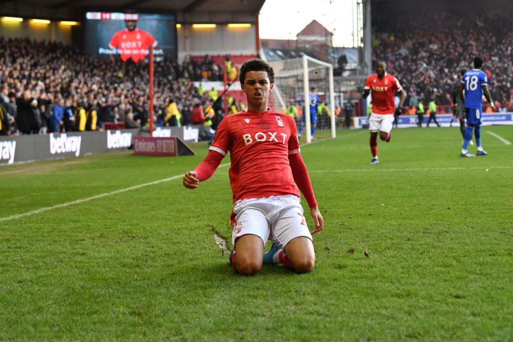 FBL-ENG-FACUP-NOTTINGHAM FOREST-LEICESTER