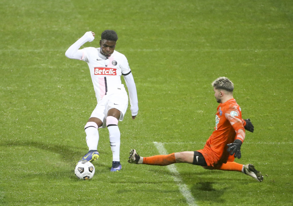 Vannes OC v Paris Saint-Germain - French Cup