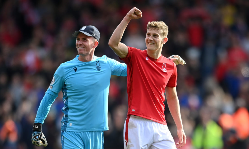 Shearer praise Henderson