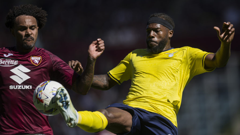 Nuno Tavares (R) of SS Lazio competes for the ball with