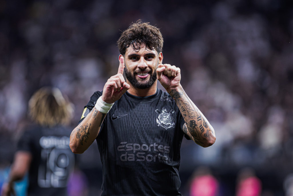 Corinthians v Santos - Campeonato Paulista 2025