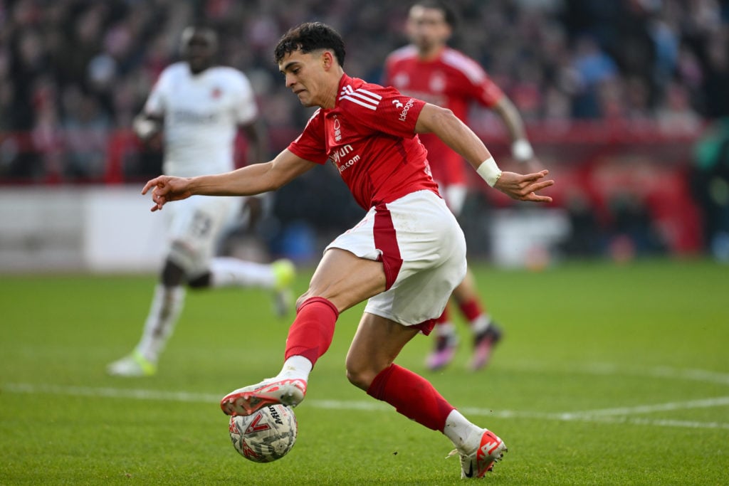 Ramon Sosa dribbles in the Emirates FA Cup Third Round match between Nottingham Forest and Luton Town