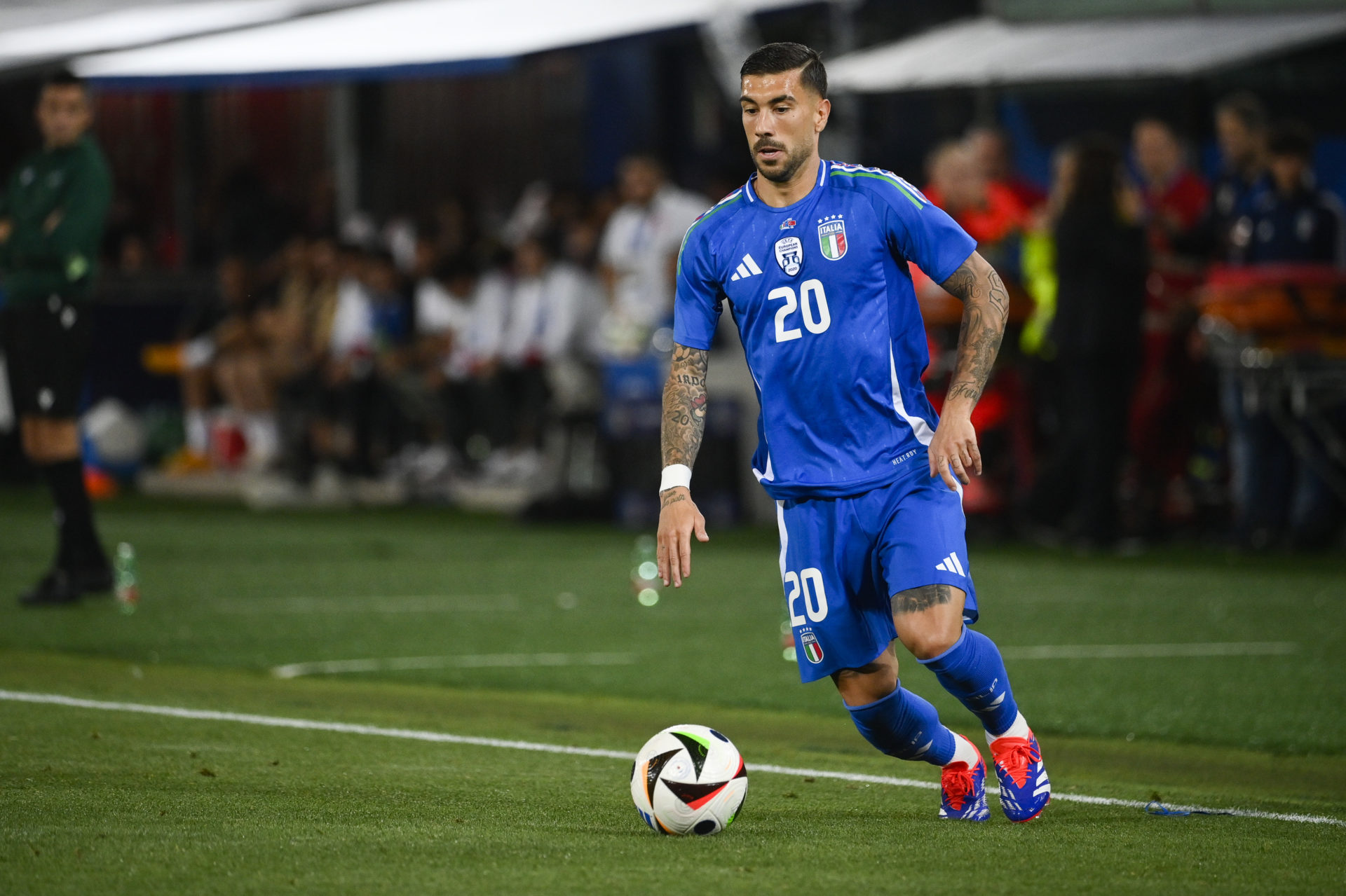 Italy winger Mattia Zaccagni in action.
