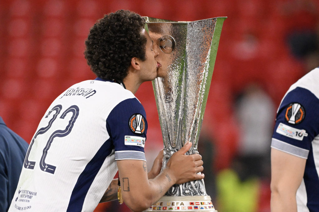 FBL-EUR-C3-TOTTENHAM-MAN UTD