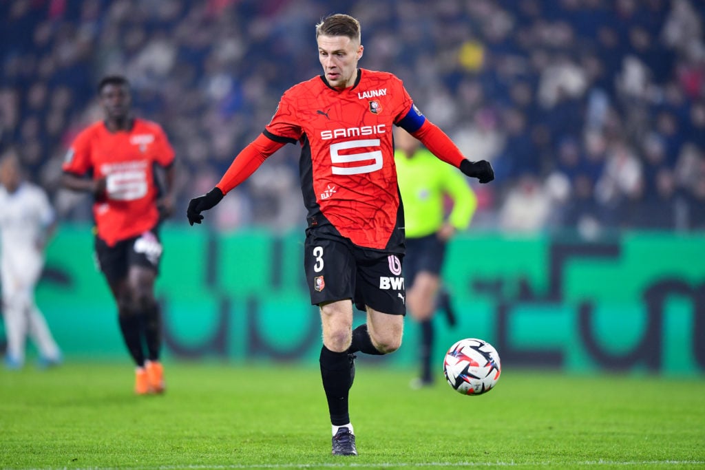 Adrien Truffert controls the ball during the Ligue 1 match between Stade Rennais FC and Olympique de Marseille