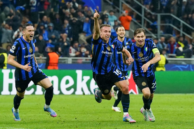 Photo by Daniela Porcelli/Sports Press Photo/Getty Images