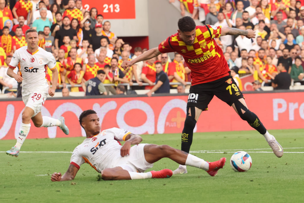 Goztepe v Galatasaray - Turkish Super League