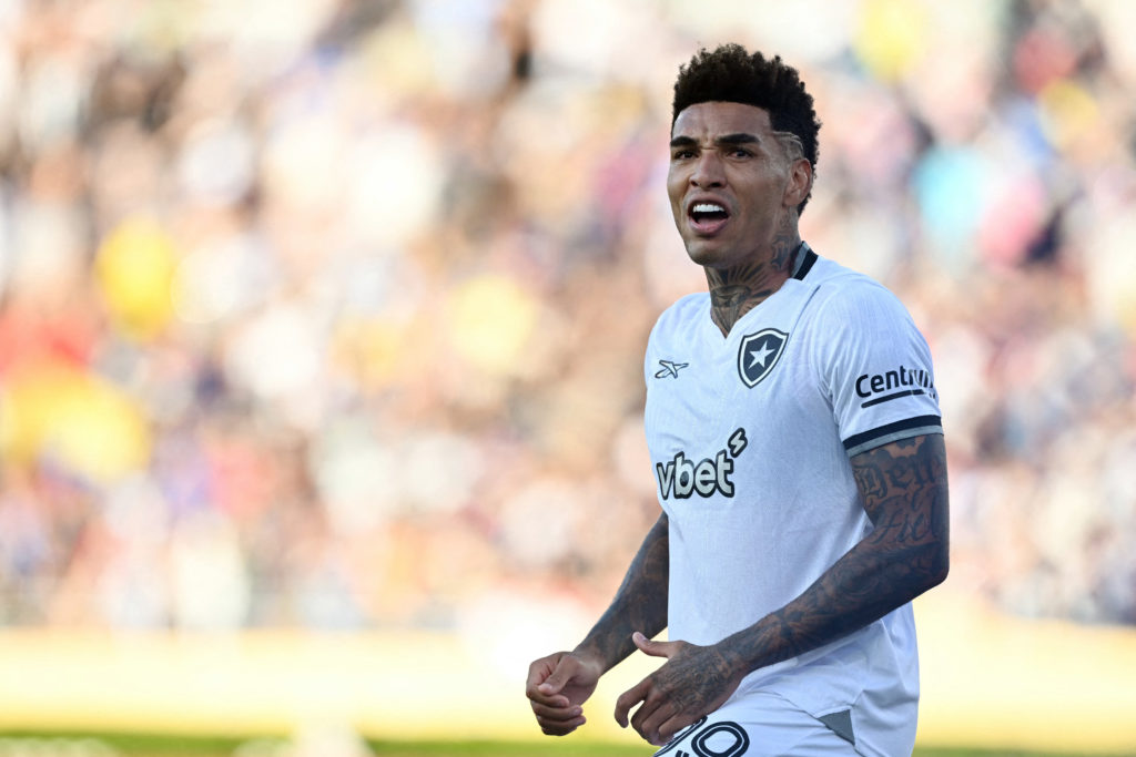 Botafogo's Brazilian forward #99 Igor Jesus celebrates