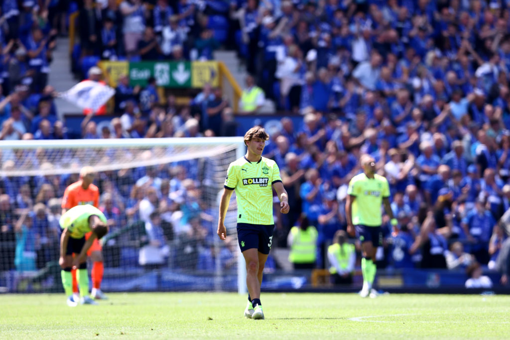 Tyler Dibling in action vs Everton.
