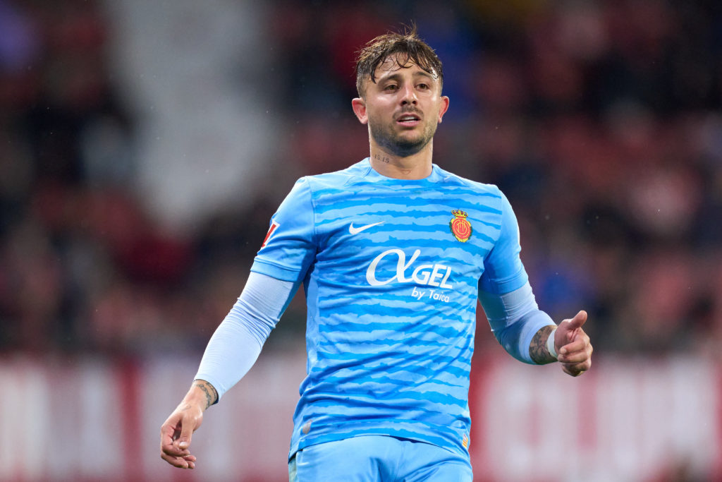 Pablo Maffeo in action for Mallorca