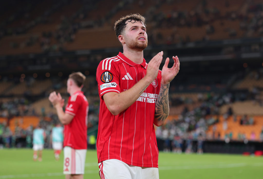 Neco Williams plays for Forest against Real Betis