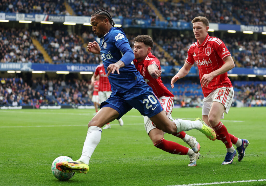 Elliot Anderson in action for Nottingham Forest against Chelsea