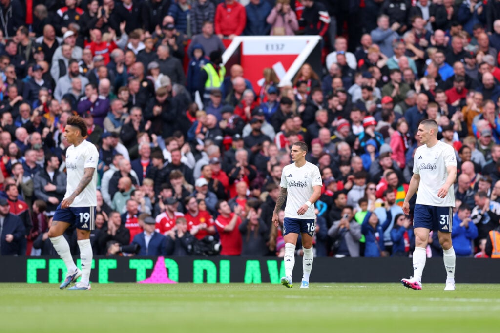 Nottingham Forest look dejected vs Manchester United.